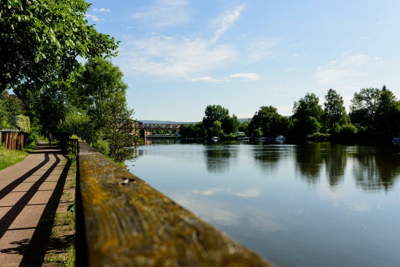 Weserwohnung - Bootshaus Urlaub Am Wasser Hamelin Bagian luar foto