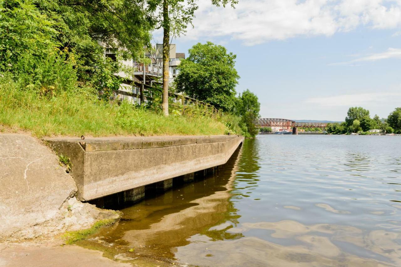Weserwohnung - Bootshaus Urlaub Am Wasser Hamelin Bagian luar foto