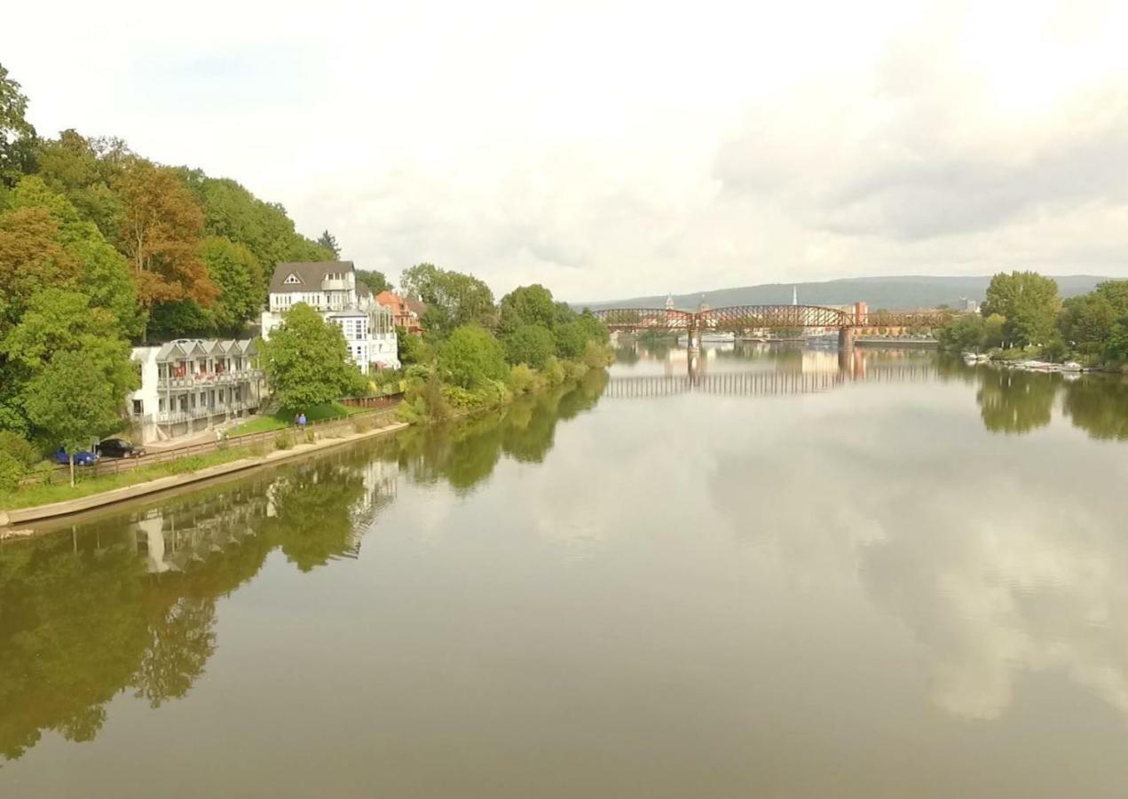 Weserwohnung - Bootshaus Urlaub Am Wasser Hamelin Bagian luar foto